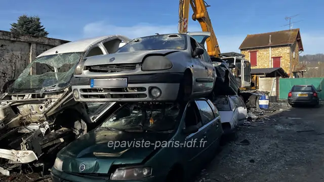 Destruction d'un véhicule dans un centre VHU agréé